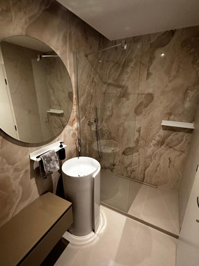Apartament Luxury Penthouse At The Historical Centre With Free Parking Bratysława Zewnętrze zdjęcie