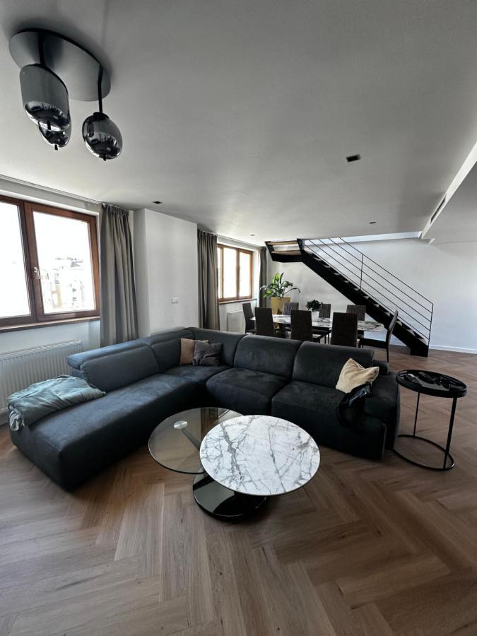 Apartament Luxury Penthouse At The Historical Centre With Free Parking Bratysława Zewnętrze zdjęcie