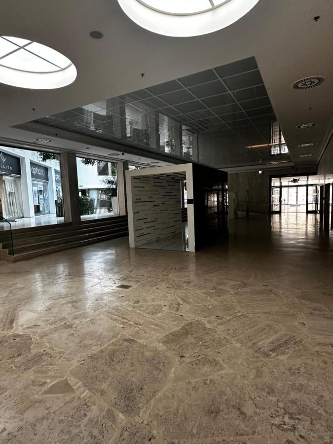 Apartament Luxury Penthouse At The Historical Centre With Free Parking Bratysława Zewnętrze zdjęcie