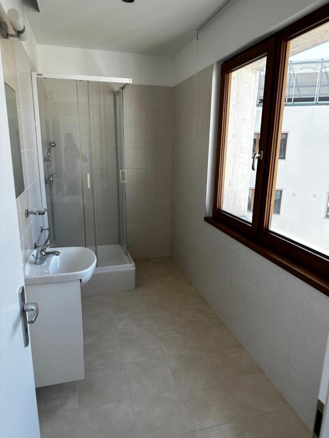 Apartament Luxury Penthouse At The Historical Centre With Free Parking Bratysława Zewnętrze zdjęcie